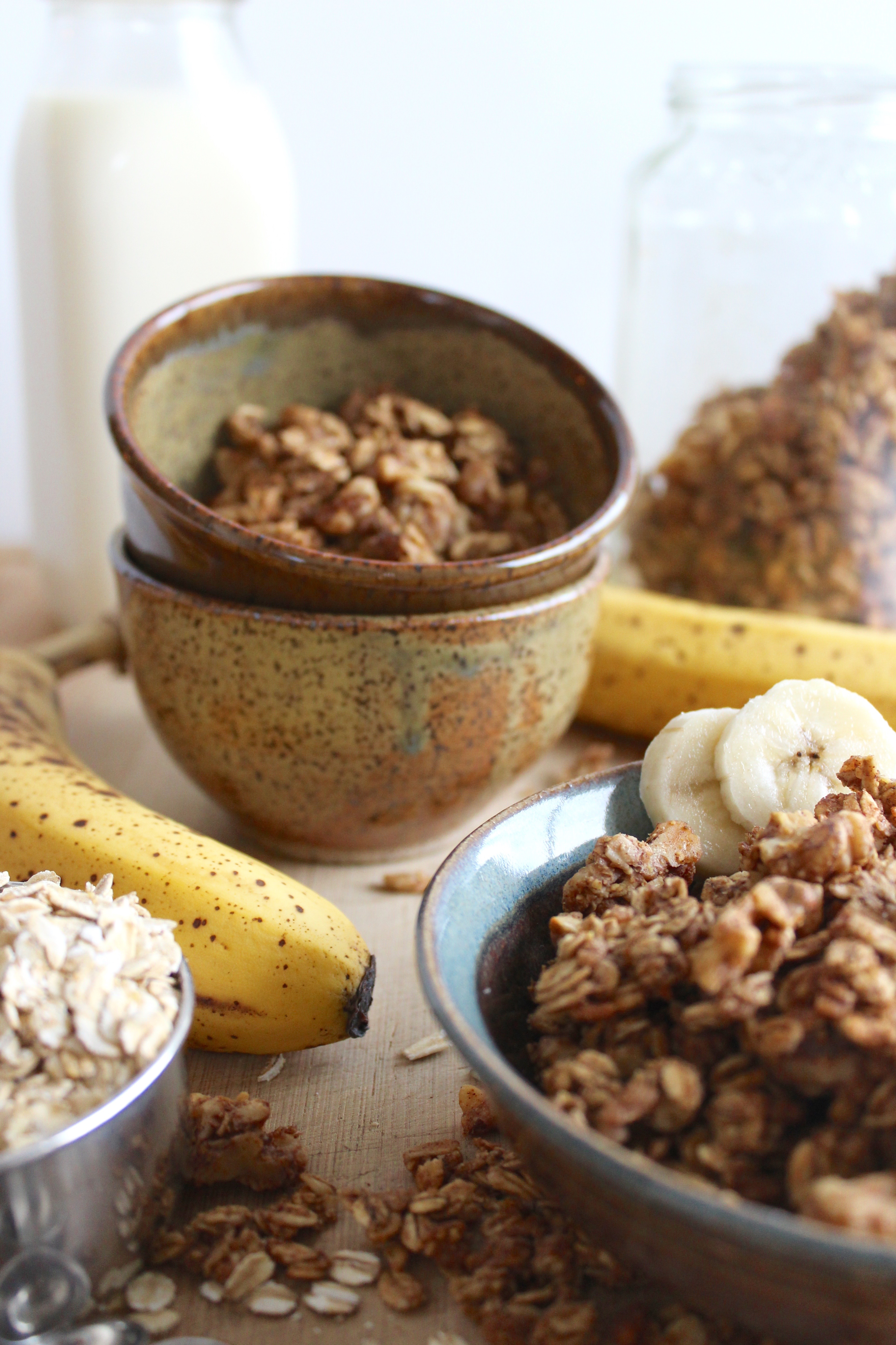 Banana Bread Granola that’s naturally sweetened and so tasty!