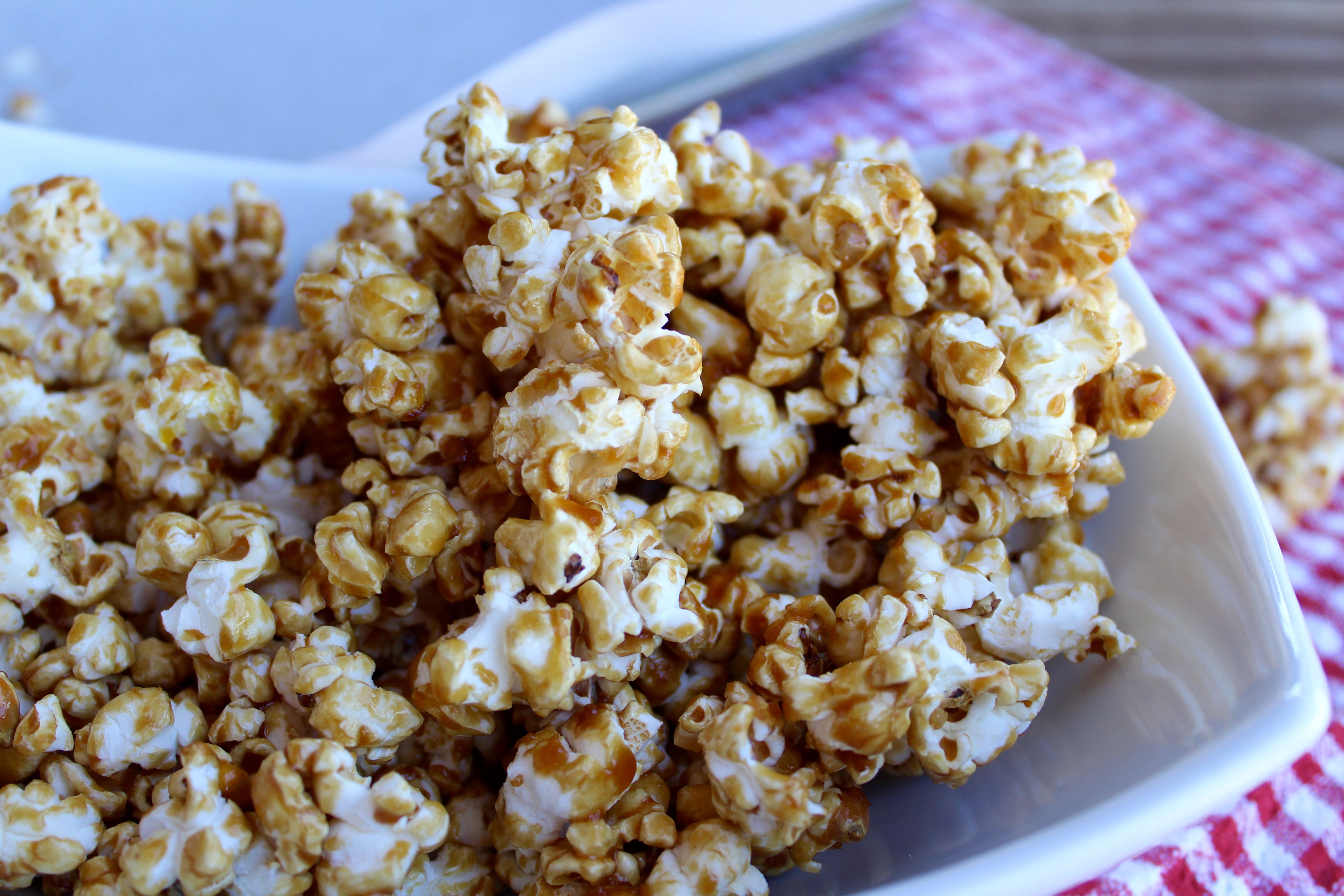 Vegan Caramel Corn that's Naturally Sweetened