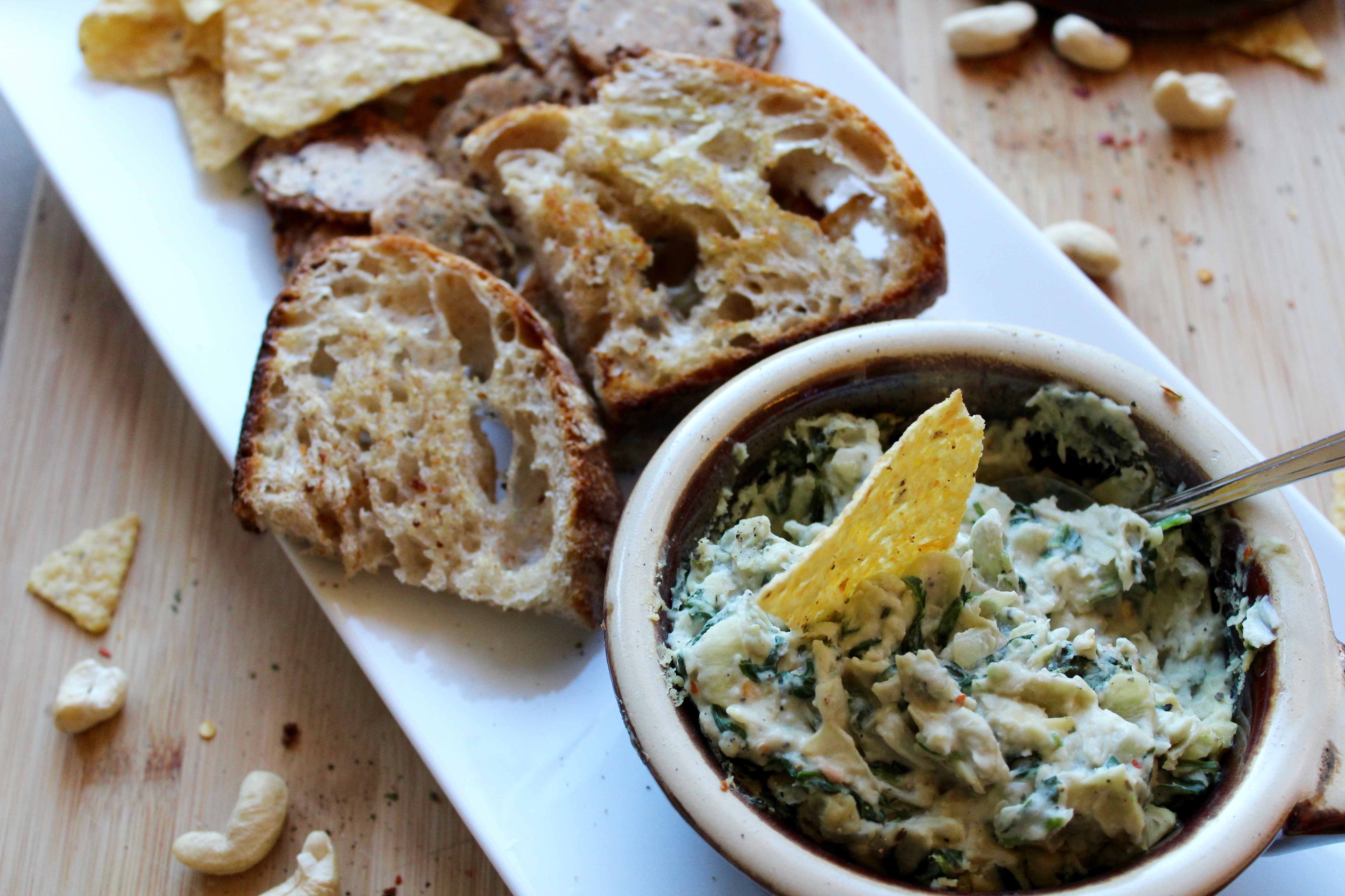 Hot Spinach, Artichoke, and White Bean Dip