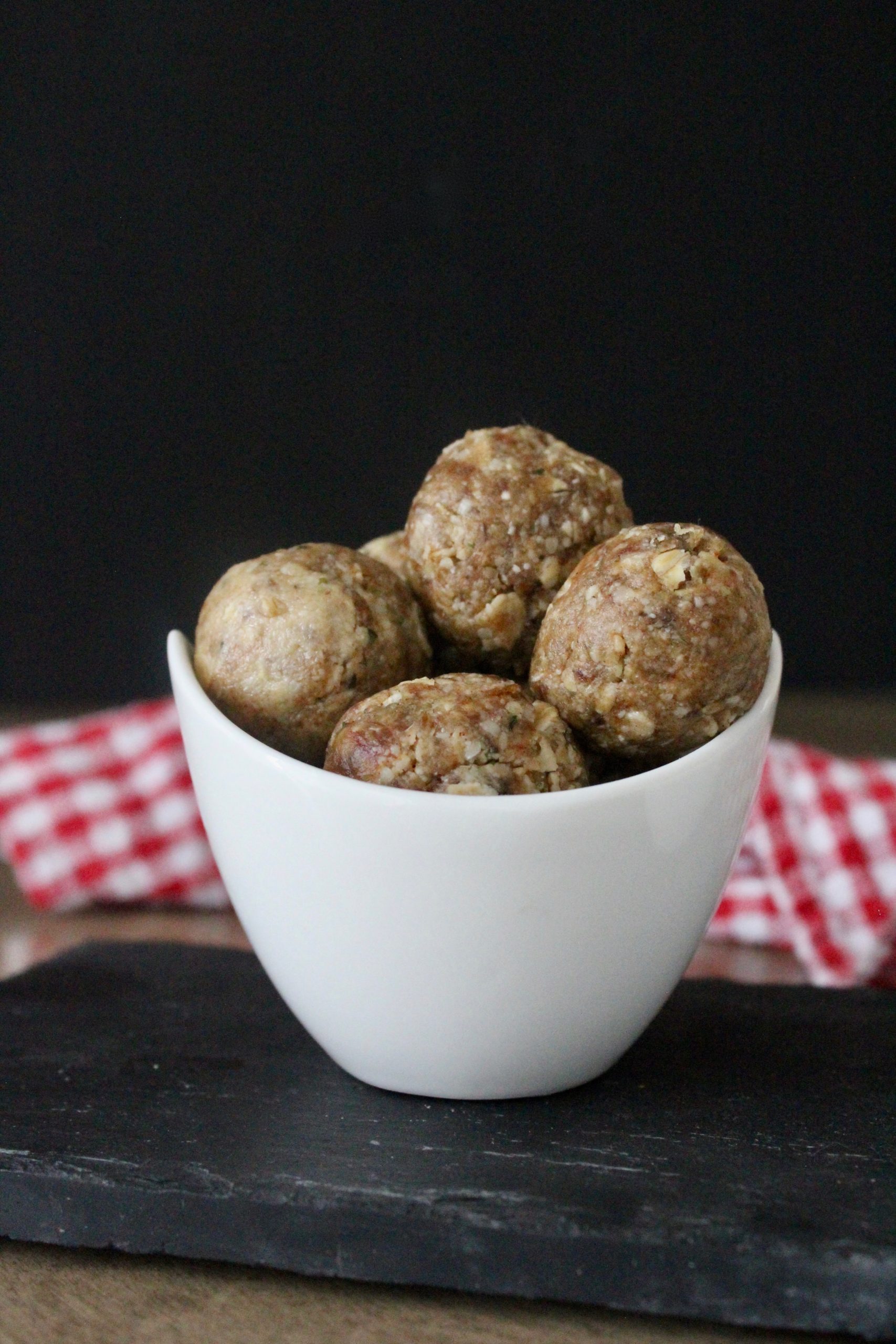 Calcium Rich Oatmeal Cookie Balls